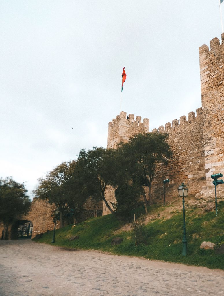 Amazing panoramas from the terrace of Castle Sao Jorge, Lisbon