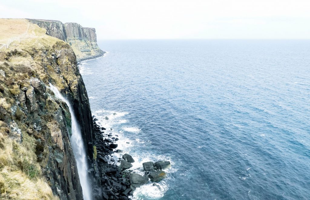 An easy but beautiful quick stop at Kilt Rock on the Ilse of Skye