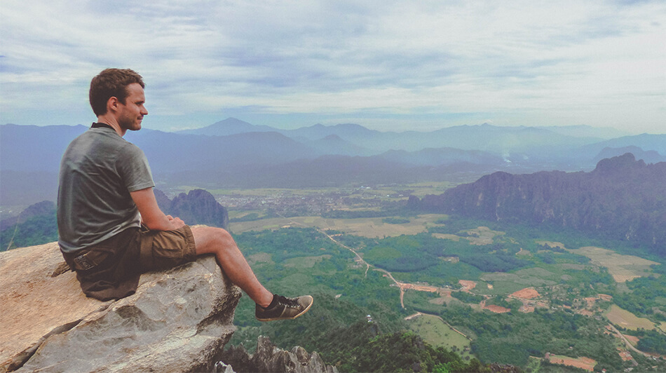 Hike to the Phangern Mountain viewpoint