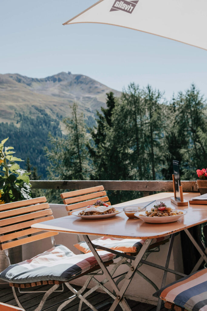 Tasting Alpler macaroni with a view over the Swiss Alps