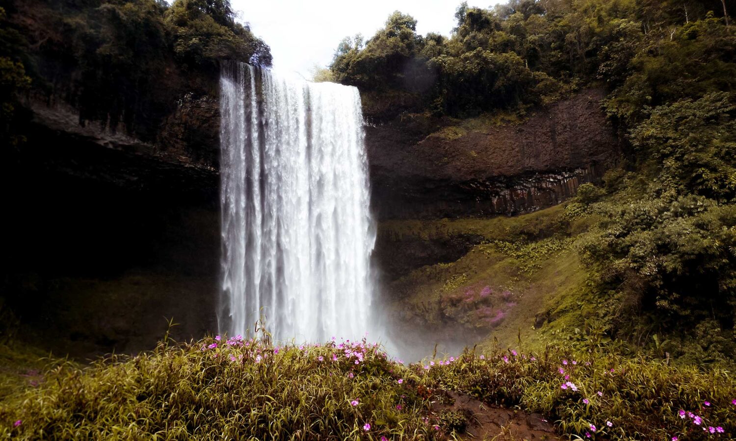Bolaven Plateau Laos: Tad Tayicseua waterfall