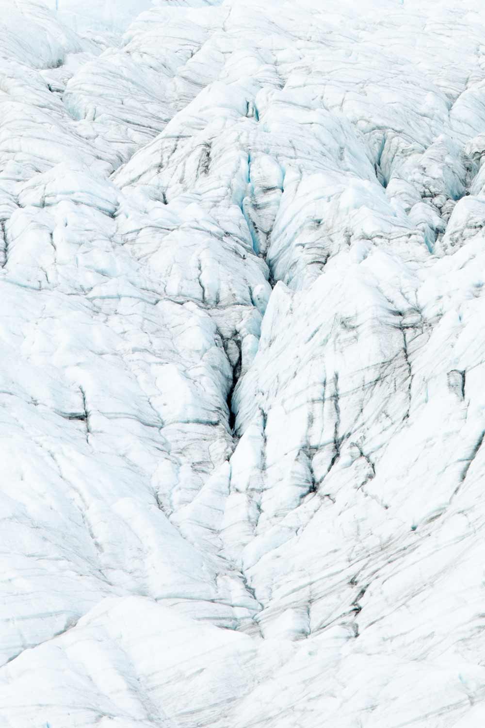 Navigating the Arctic – Ice Cap Tours offer a unique perspective on Greenland's breathtaking landscapes.