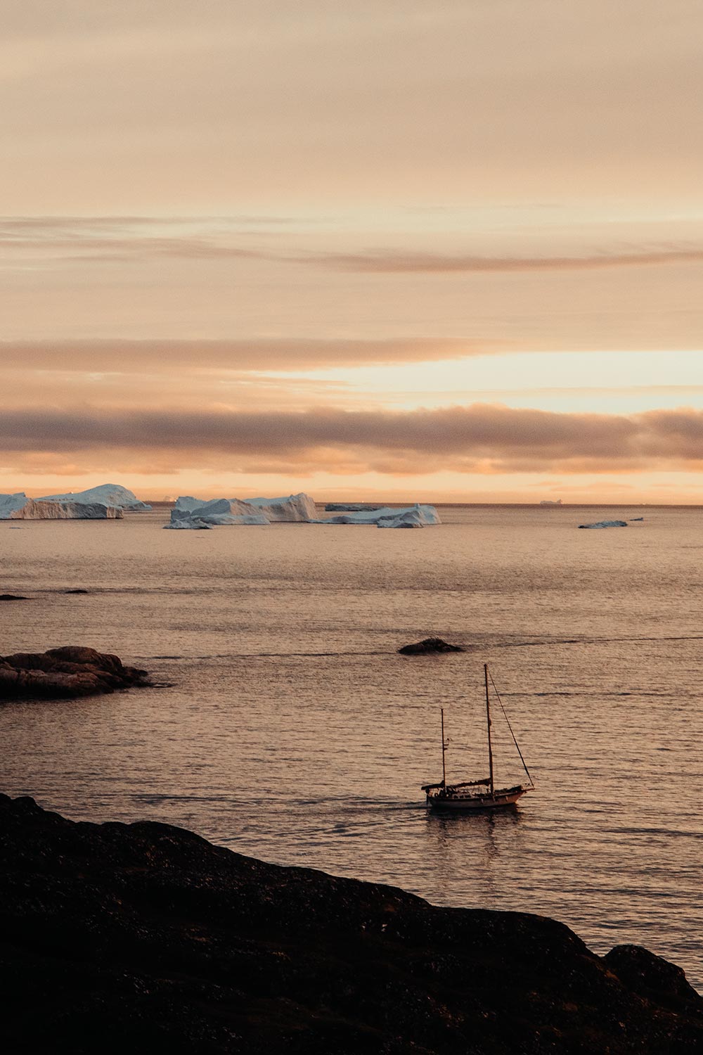 Experience the magic of iceberg cruises in Greenland