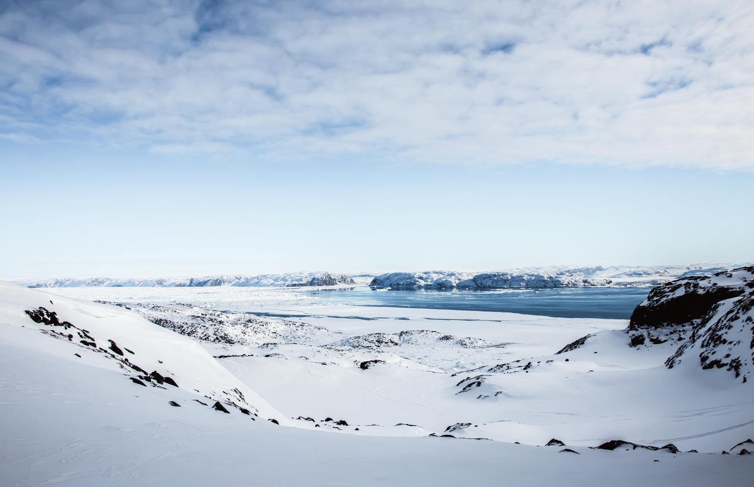 Uitzicht over het Ilulissat ijsfjord tijdens een hondensledetocht